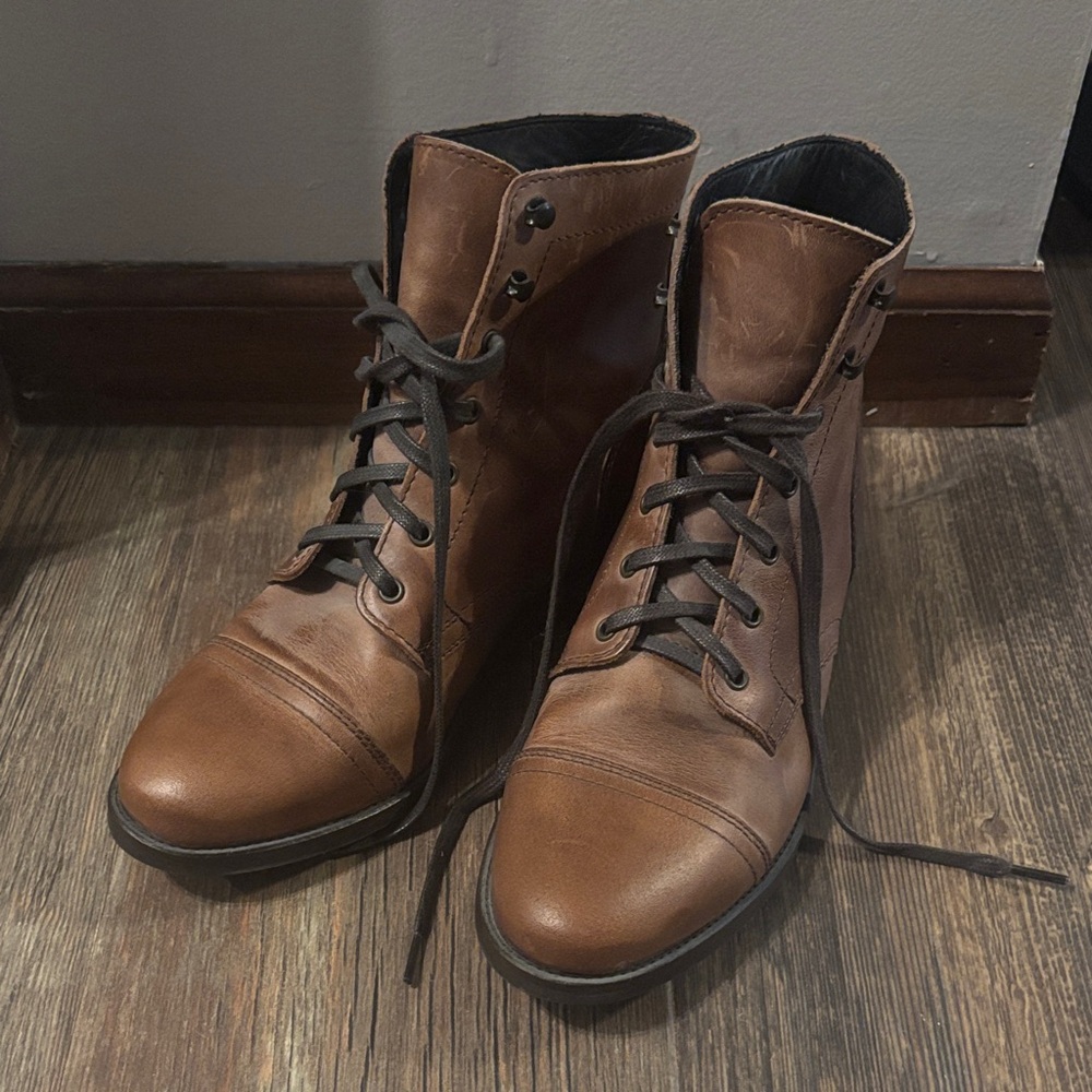 Like new. Thursday Captain Boots. Women’s size 9.